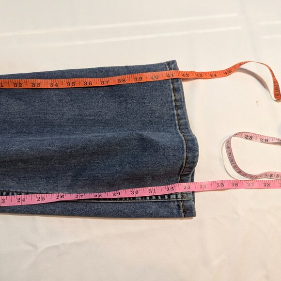 NWT Free People Size 25 Pull On Flare Legged Jeans - Picture 14 of 15